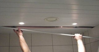 Демонтаж реечных потолков в Сосновом Бору - цена за м2 от 470 рублей - Сварной-Снб